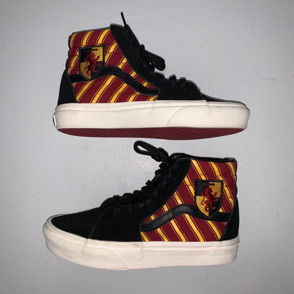VANS Harry Potter Gryffindor Hogwarts Sk8-Hi Shoes Men’s Size 4.5 Women's 6.0.